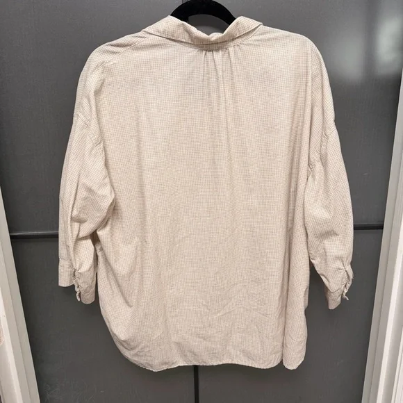 CP Shades Women’s XL Oversized Pullover Shirt Beige Micro Check Relaxed Chic - Picture 2 of 8